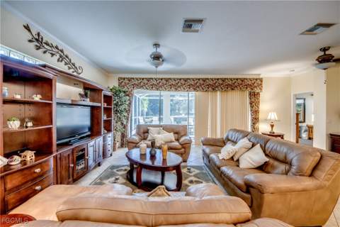 2260 Rio Nuevo Dr, North Fort Myers FL - photo 9 of 50