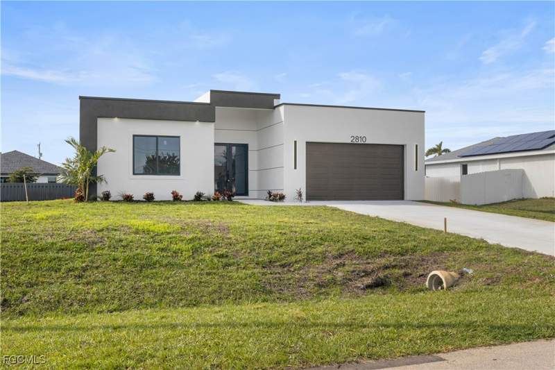 4 bedroom SingleFamilyResidence at 2810 NW 19th Ave, Cape Coral, Cape Coral — photo 3