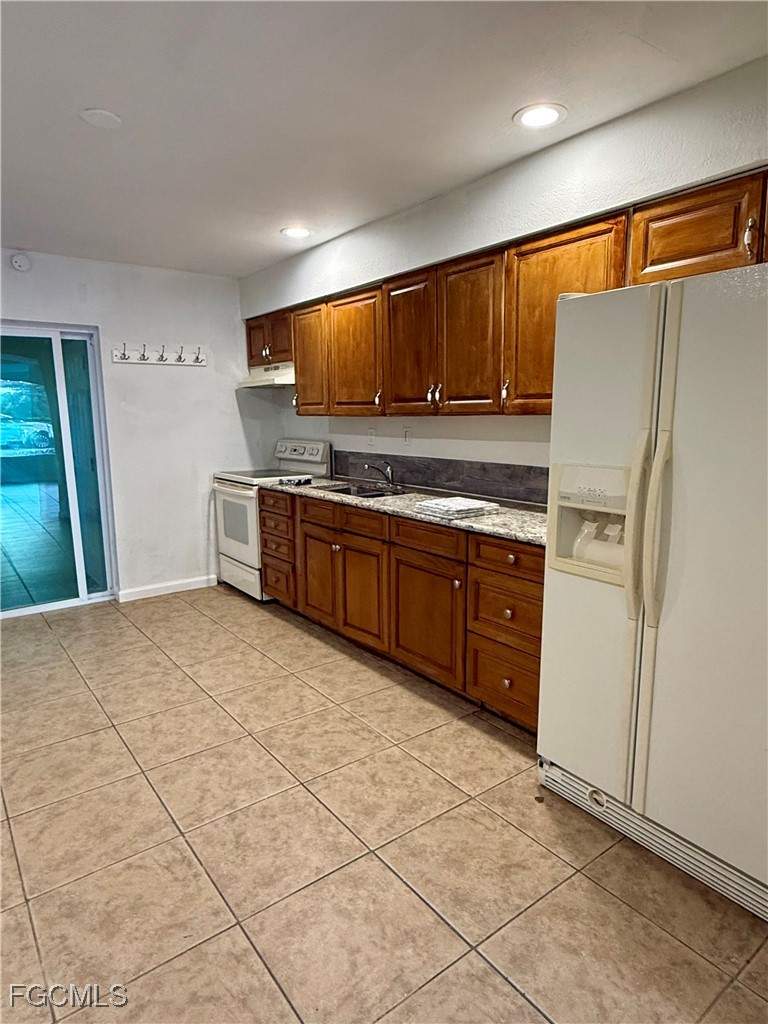 3 bedroom SingleFamilyResidence at 27831 Quinn St, Imperial Gates, Bonita Springs — photo 3