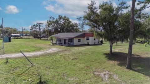 2099 Summerall Rd, Labelle FL - photo 14 of 36