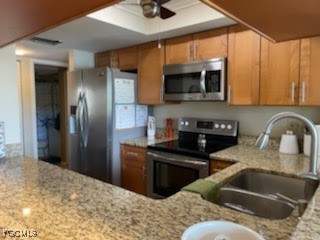 5650 Trailwinds Dr 111, Fort Myers FL - photo 9 of 28