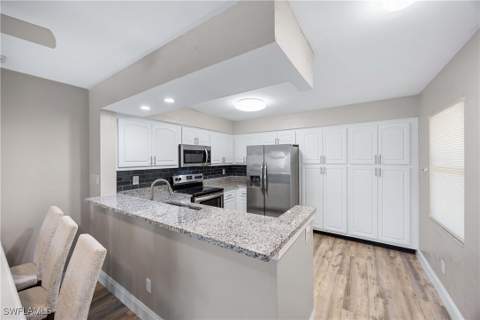228 Fox Glen Dr 3310, Naples FL - photo 24 of 48
