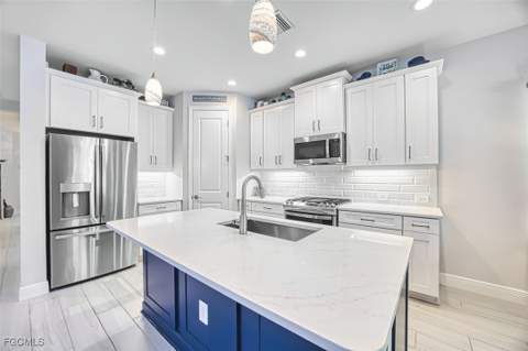 8794 Pigeon Key, Fort Myers FL - photo 7 of 43