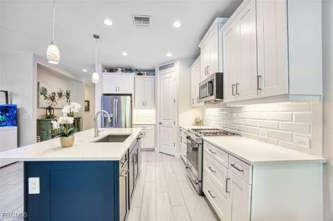 8794 Pigeon Key, Fort Myers FL - photo 9 of 43