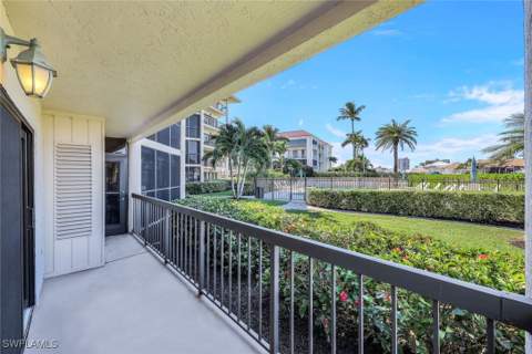 845 Collier Ct 106, Marco Island FL - photo 19 of 21