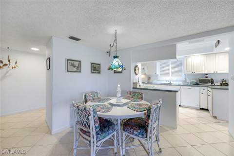 845 Collier Ct 106, Marco Island FL - photo 6 of 21