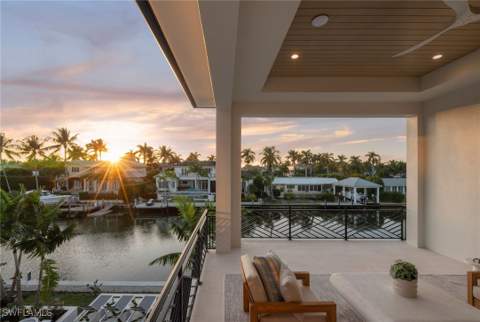 1990 7th St S, Naples FL - photo 18 of 47