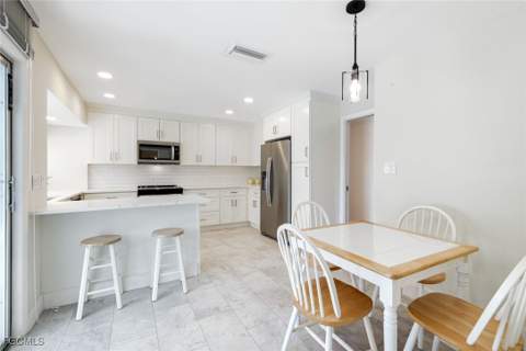 1334 Vesper Dr, Fort Myers FL - photo 16 of 33