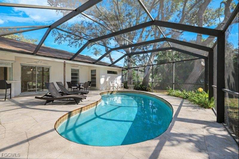 3 bedroom SingleFamilyResidence at 1334 Vesper Dr, Seminole Estates, Fort Myers — photo 3