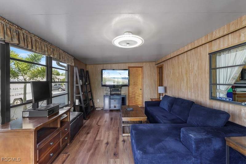 1 bedroom ManufacturedHome at 211 Sojourn Dr, Fountain View Rv Resort, North Fort Myers — photo 3
