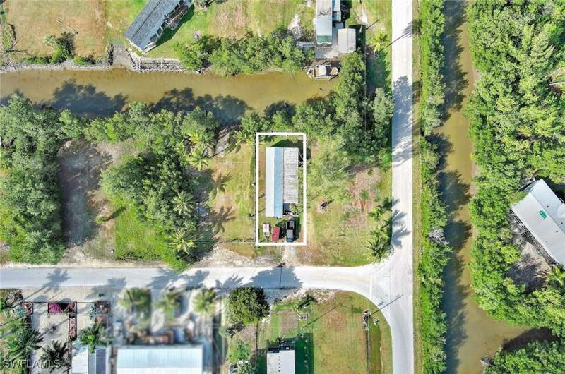 2 bedroom ManufacturedHome at 103 Egret Ln, Plantation Island, Everglades City — photo 3