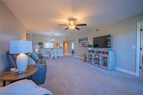 6945 Dennis Cir I-107, Naples FL - photo 13 of 32