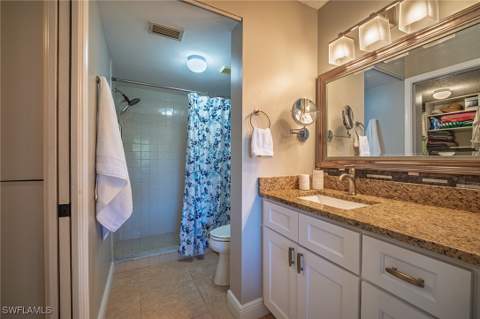 6945 Dennis Cir I-107, Naples FL - photo 18 of 32