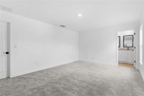 827 Rue Labeau Cir, Fort Myers FL - photo 10 of 16