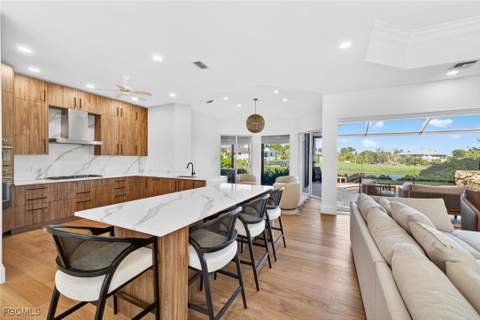 9008 Mockingbird Dr, Sanibel FL - photo 11 of 36