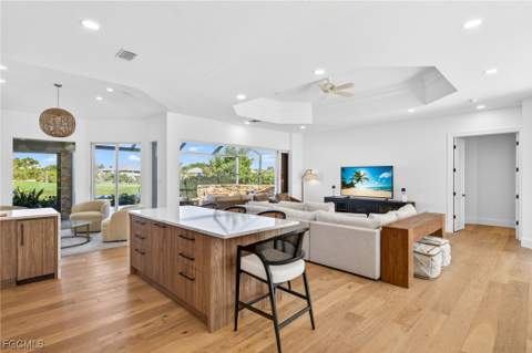 9008 Mockingbird Dr, Sanibel FL - photo 7 of 36