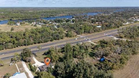 17770 Palm Beach Blvd, Alva FL - photo 6 of 32