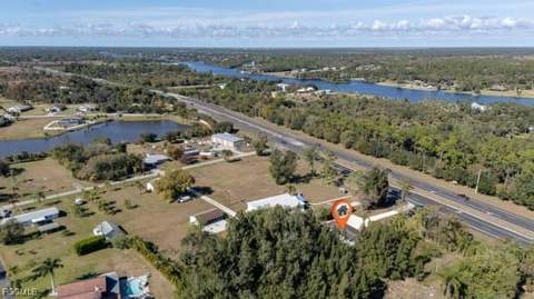 17770 Palm Beach Blvd, Alva FL - photo 8 of 32