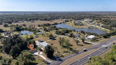 17770 Palm Beach Blvd, Alva FL - photo 9 of 32