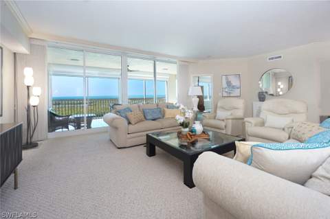 435 Dockside Dr B803, Naples FL - photo 12 of 37