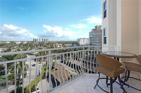 435 Dockside Dr B803, Naples FL - photo 17 of 37