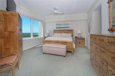435 Dockside Dr B803, Naples FL - photo 24 of 37