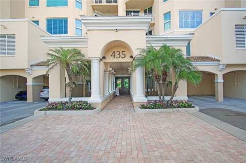 435 Dockside Dr B803, Naples FL - photo 6 of 37