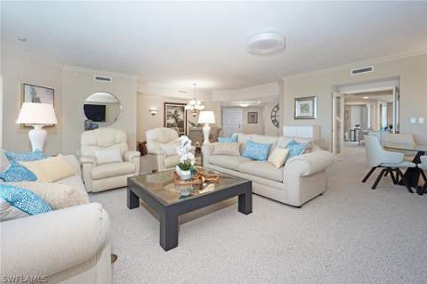 435 Dockside Dr B803, Naples FL - photo 8 of 37