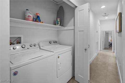 474 Lake Murex Cir, Sanibel FL - photo 9 of 34