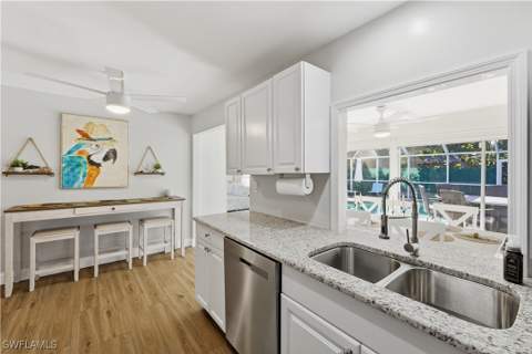 4690 Parrot Ave, Naples FL - photo 10 of 35