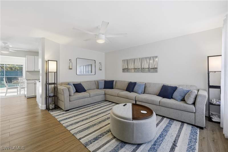 3 bedroom SingleFamilyResidence at 4690 Parrot Ave, Flamingo Estates, Naples — photo 5