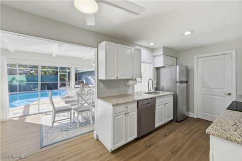 4690 Parrot Ave, Naples FL - photo 7 of 35
