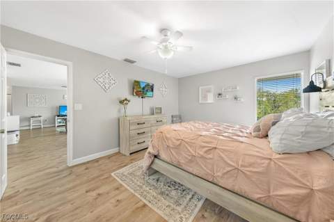 4251 Island Cir 7, Fort Myers FL - photo 16 of 32