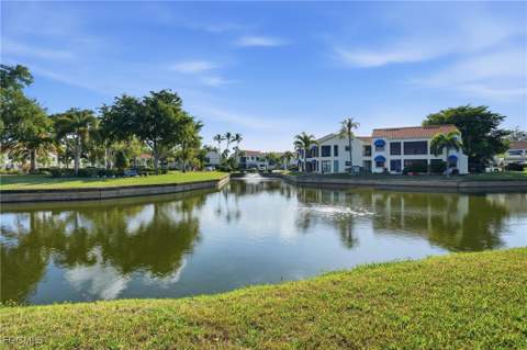 4251 Island Cir 7, Fort Myers FL - photo 6 of 32
