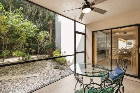 592 Beachwalk Cir N102, Naples FL - photo 22 of 34