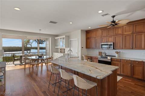 5423 Shearwater Dr, Sanibel FL - photo 12 of 50