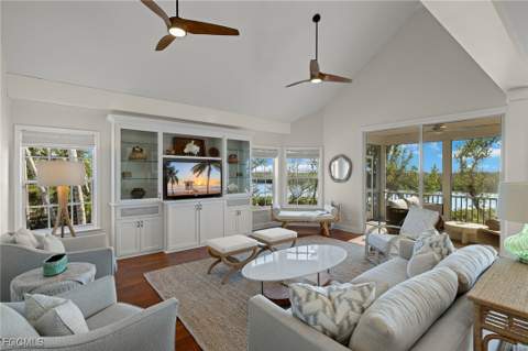 5423 Shearwater Dr, Sanibel FL - photo 15 of 50