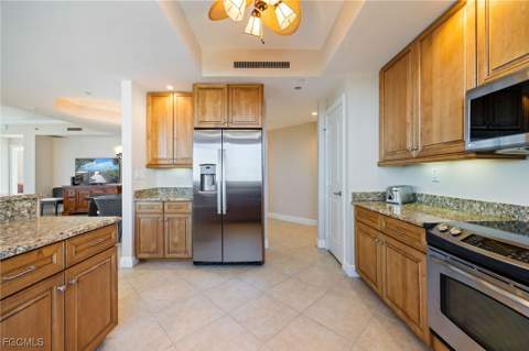 4192 Bay Beach Ln 881, Fort Myers Beach FL - photo 18 of 40
