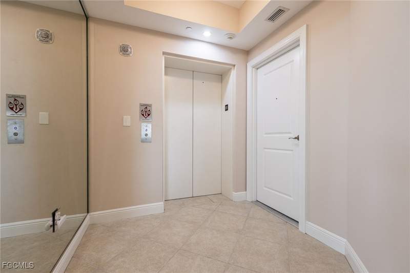 4 bedroom Condominium at 4192 Bay Beach Ln 881, Waterside At Bay Beach, Fort Myers Beach — photo 3