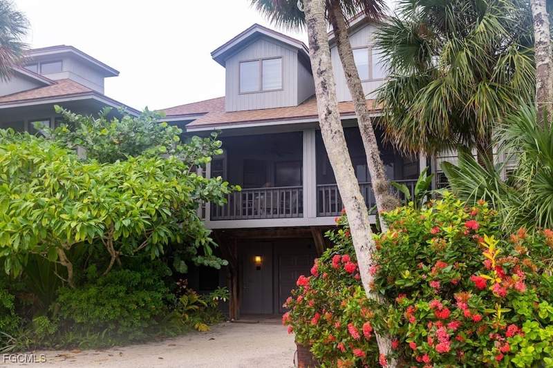 3 bedroom Townhouse at 370 Townhouse Lane 61, Village, Upper Captiva — photo 2