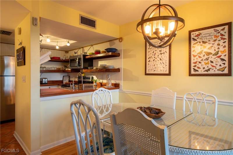 3 bedroom Townhouse at 370 Townhouse Lane 61, Village, Upper Captiva — photo 5