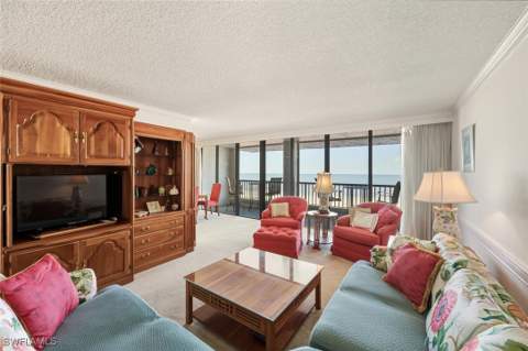 2378 Gulf Shore Blvd N 303, Naples FL - photo 7 of 39