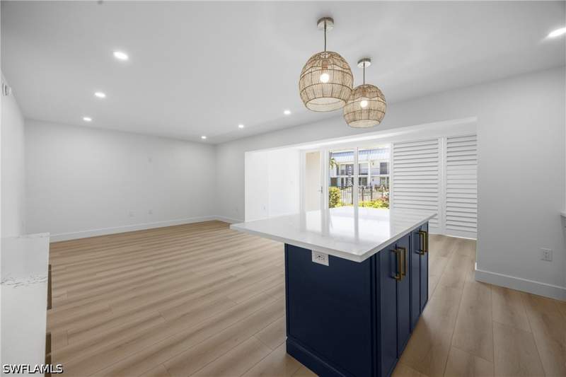 2 bedroom Condominium at 333 Harbour Dr 109, Belmont Court, Naples — photo 5