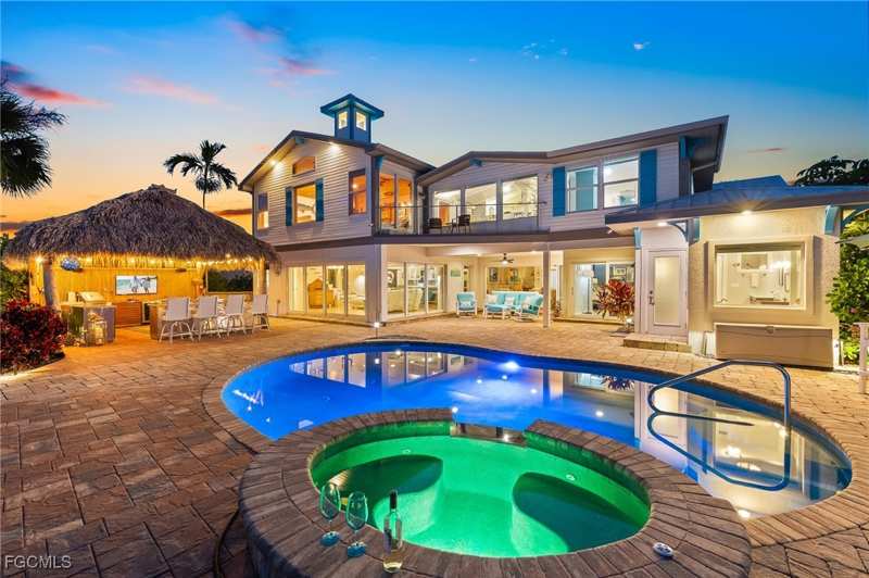 4 bedroom SingleFamilyResidence at 2905 SE 22nd Pl, Cape Coral, Cape Coral — photo 1