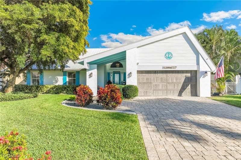 4 bedroom SingleFamilyResidence at 2905 SE 22nd Pl, Cape Coral, Cape Coral — photo 5