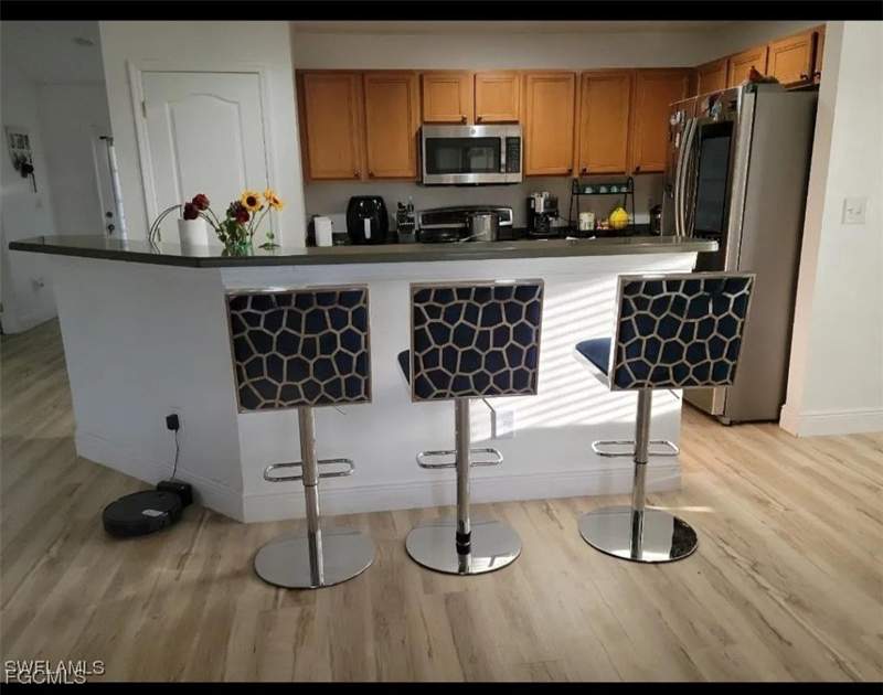 4 bedroom SingleFamilyResidence at 3805 NW 41st Ln, Cape Coral, Cape Coral — photo 4