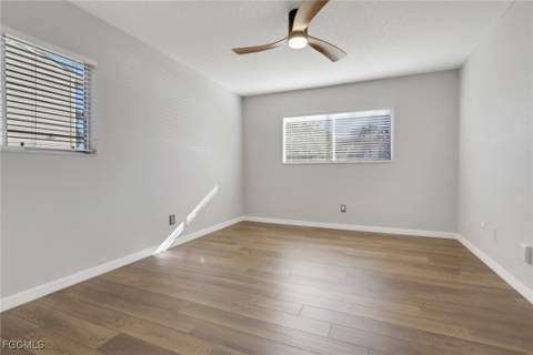 8151 S Woods Cir 12, Fort Myers FL - photo 15 of 28