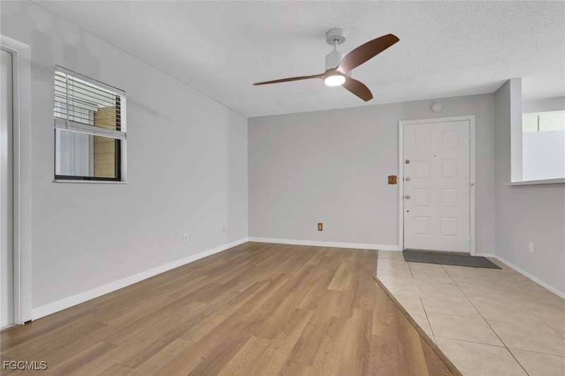 3 bedroom Condominium at 8151 S Woods Cir 12, Summerlin Woods, Fort Myers — photo 5