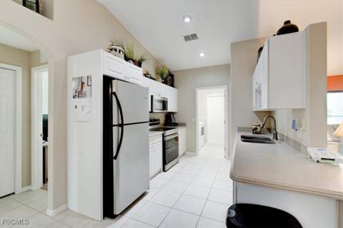 2723 Van Buren Pkwy, Cape Coral FL - photo 11 of 49