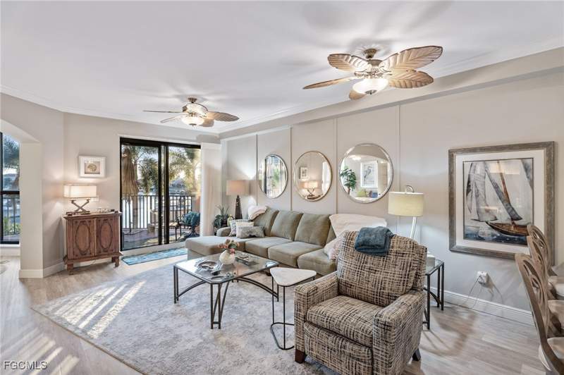 2 bedroom Condominium at 5702 Cape Harbour Dr 102, Cape Harbour, Cape Coral — photo 5
